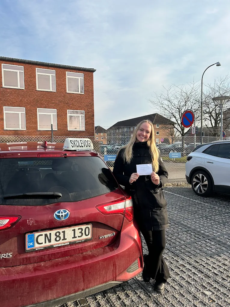 Elev der har taget køreskole i København